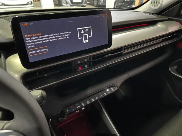 Jeep Avenger 1.2 GSE T3 Summit 26