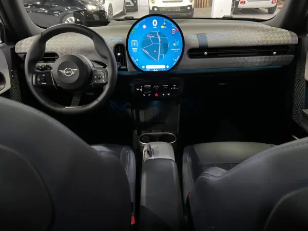 MINI 3 Portas Cooper C Favoured S 18