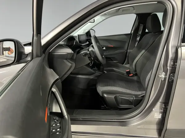 Peugeot 2008 1.2 PureTech Active Pack 4