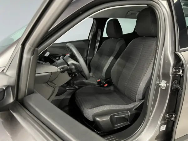 Peugeot 2008 1.2 PureTech Active Pack 5