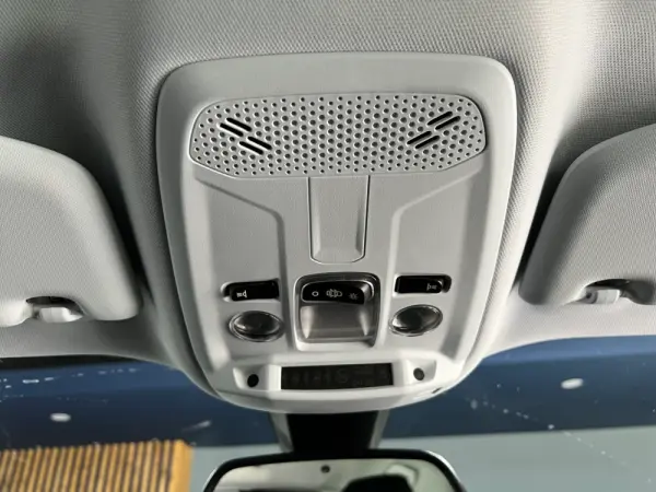 Peugeot 2008 1.2 PureTech Active Pack 18