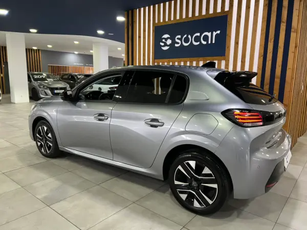 Peugeot 208 1.2 Hybrid Allure e-DCS6 5