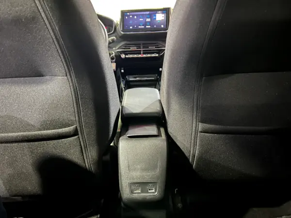 Peugeot 208 1.2 Hybrid Allure e-DCS6 14