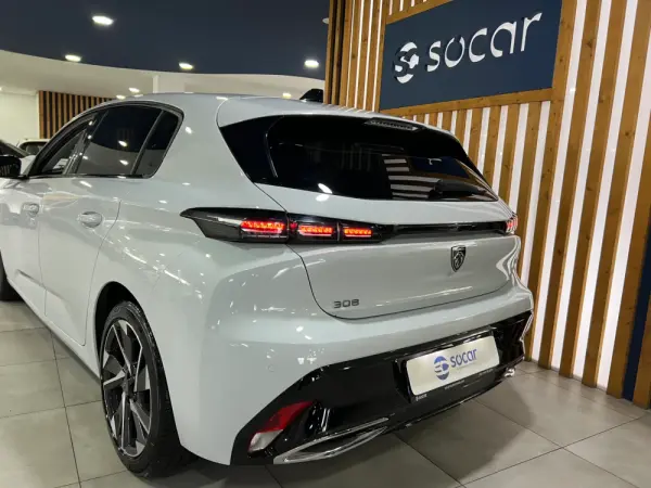 Peugeot 308 1.2 PureTech Allure Pack 5