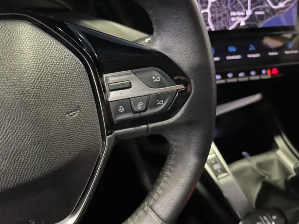 Peugeot 308 1.2 PureTech Allure Pack 16