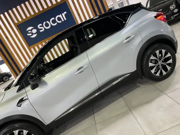 Renault Captur 1.0 TCe Techno 5