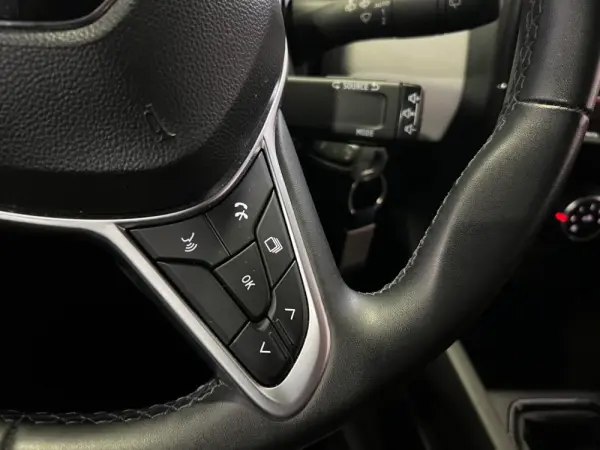 Renault Clio 1.0 TCe Limited 16