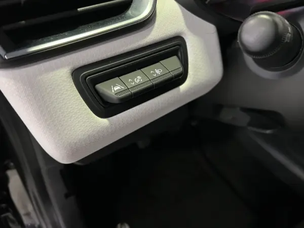 Renault Clio 1.0 TCe Limited 25