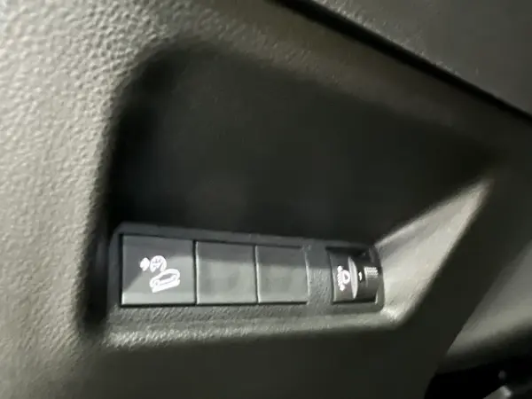 Jeep Avenger 1.2 GSE T3 Altitude 23