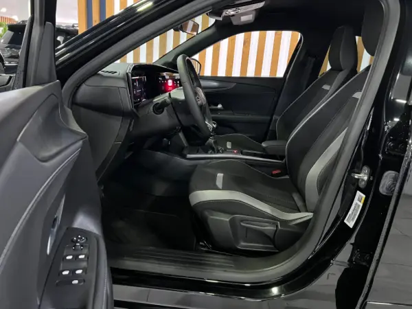 Opel Mokka 1.2 T GS 12