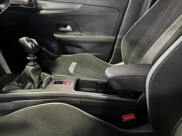 Opel Mokka 1.2 T GS 13