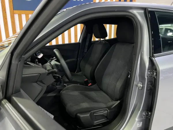 Peugeot 2008 1.2 PureTech Style 9