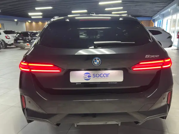 BMW 530 e Pack Desportivo M 12