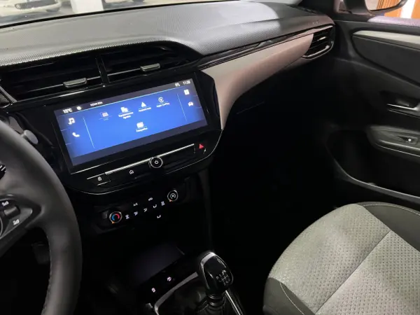 Opel Corsa 1.2 Elegance 18