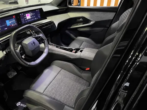 Peugeot 3008 1.2 Hybrid Allure e-DCS6 13