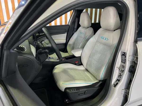Fiat 600e 54 kWh La Prima 15