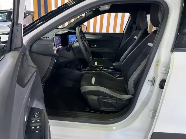 Opel Mokka-e 50 kWh GS 12