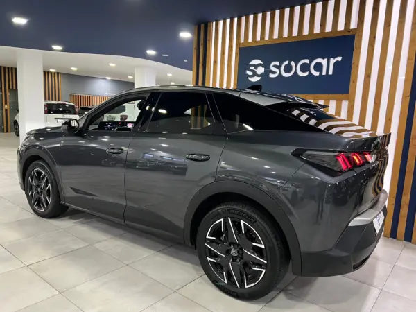 Peugeot 3008 1.2 Hybrid Allure e-DCS6 4