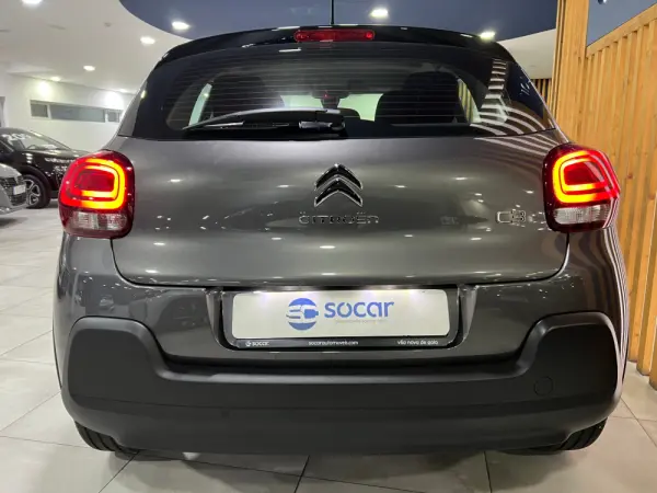 Citroen C3 1.2 PureTech C-Series 8