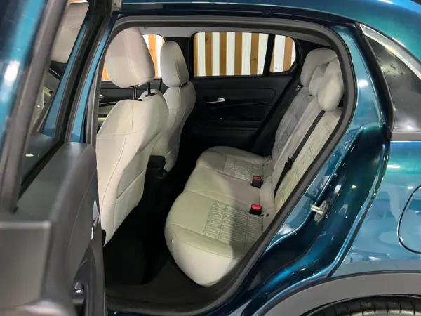 Fiat 600e 54 kWh La Prima 18