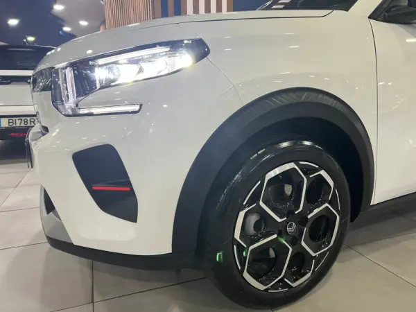 Citroen C3 1.2 Turbo Max16 4