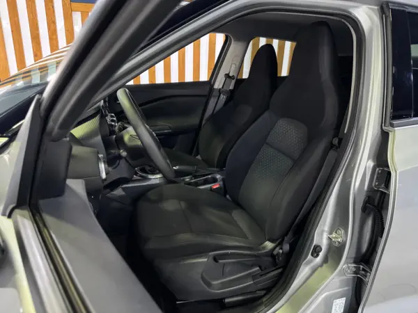 Nissan Juke 1.0 DIG-T N-Connecta NAV. 10