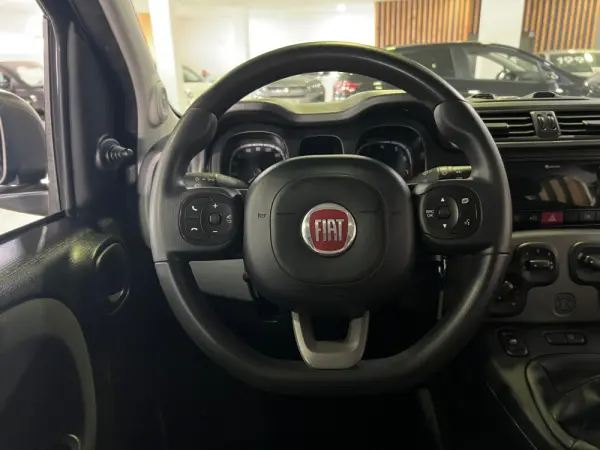 Fiat Panda 1.0 Hybrid City Life 10