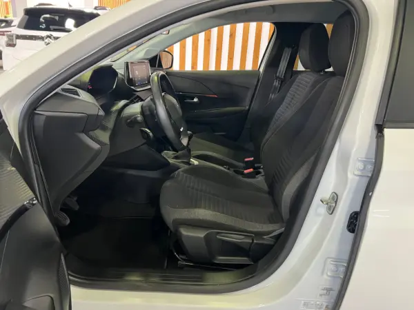 Peugeot 208 1.2 PureTech Active Pack 11