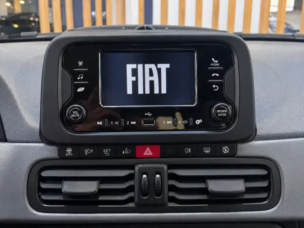 Fiat Panda 1.0 Hybrid City Life 13
