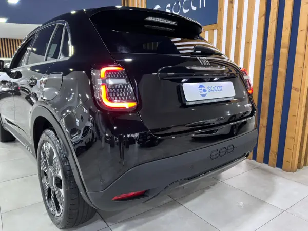 Fiat 600 1.2 Hybrid La Prima 6