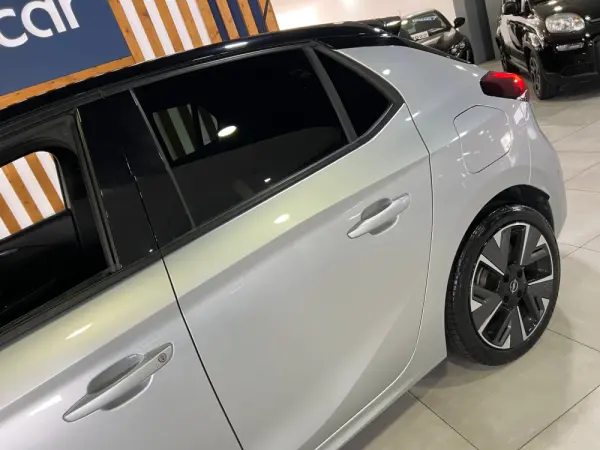 Opel Corsa-e e-GS 6