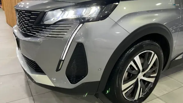 Peugeot 3008 1.6 Hybrid Allure Pack e-EAT8 4