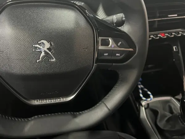 Peugeot 208 1.2 PureTech Active Pack 16