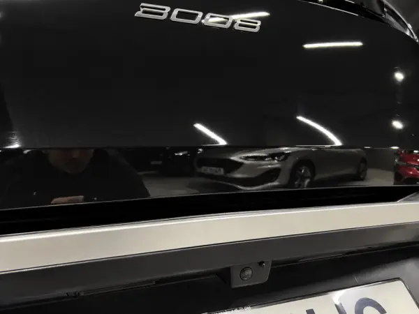 Peugeot 3008 1.2 Hybrid Allure e-DCS6 10
