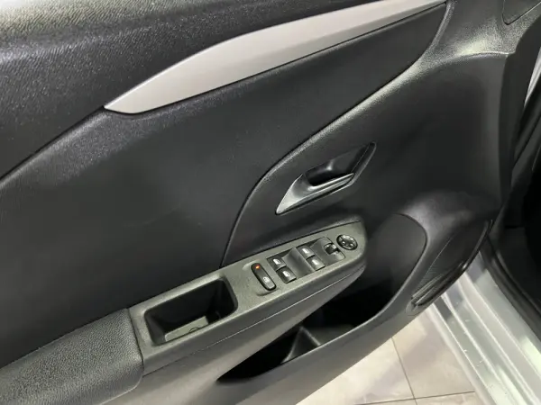 Opel Corsa 1.2 Elegance 22