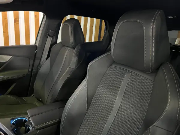 Peugeot 3008 1.6 Hybrid GT Pack e-EAT8 16