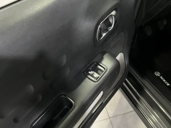 Citroen C3 1.2 PureTech C-Series 23