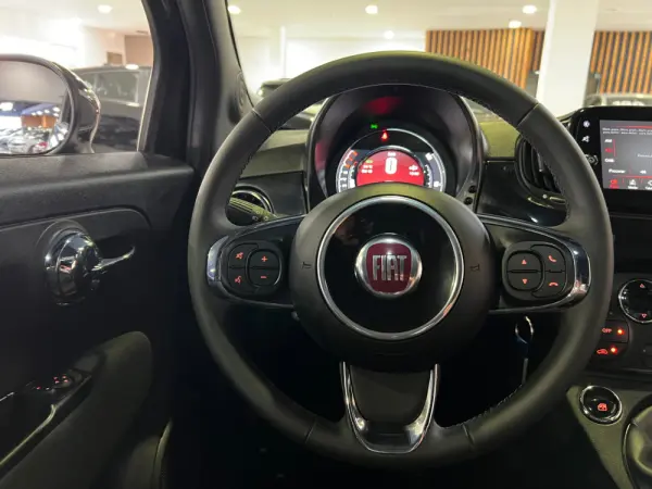 Fiat 500 1.0 Hybrid 10