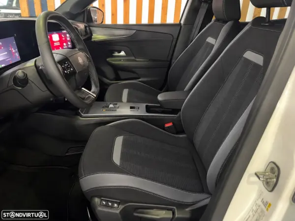 Opel Mokka 1.2 Hybrid GS eDCT 14