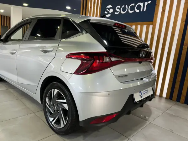 Hyundai i20 1.2 Comfort 6