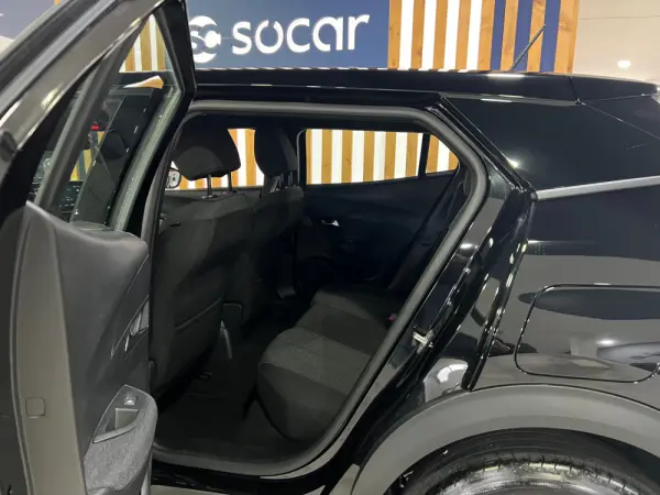 Peugeot 2008 1.2 PureTech Style 11