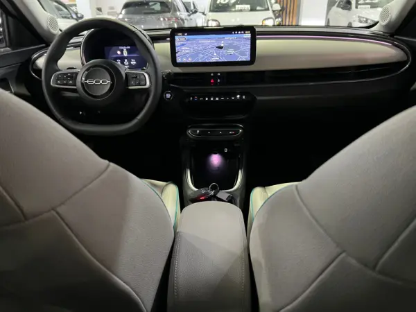 Fiat 600 1.2 Hybrid La Prima 15