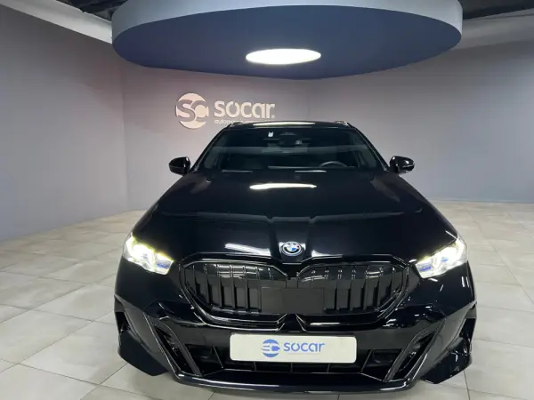 BMW 530 e Pack Desportivo M 3