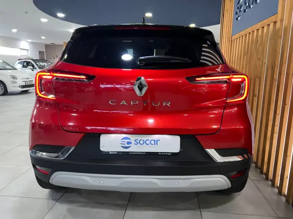 Renault Captur 1.0 TCe Techno 8