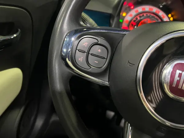 Fiat 500C 1.0 Hybrid Dolcevita 19