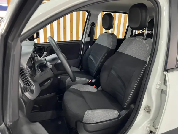 Fiat Panda 1.0 Hybrid City Life 11