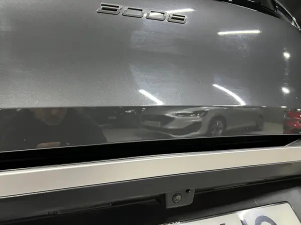 Peugeot 3008 1.2 Hybrid Allure e-DCS6 10