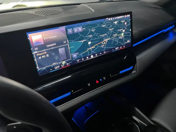 BMW 530 e Pack Desportivo M 28