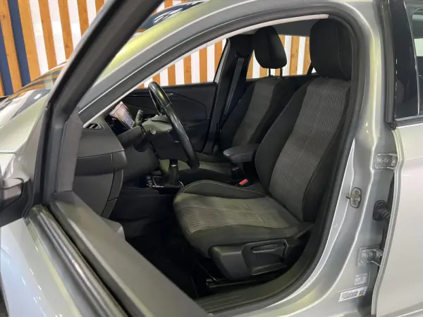 Opel Corsa 1.2 Business Edition 11