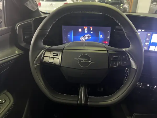Opel Mokka 1.2 Hybrid GS eDCT 17